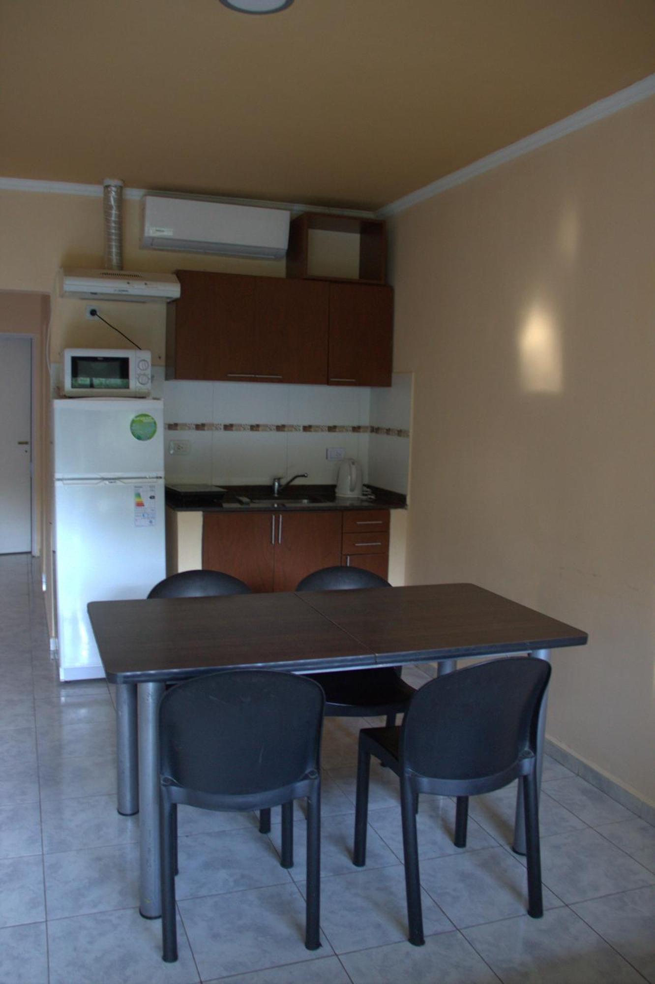 Cv Apart Resistencia Bagian luar foto