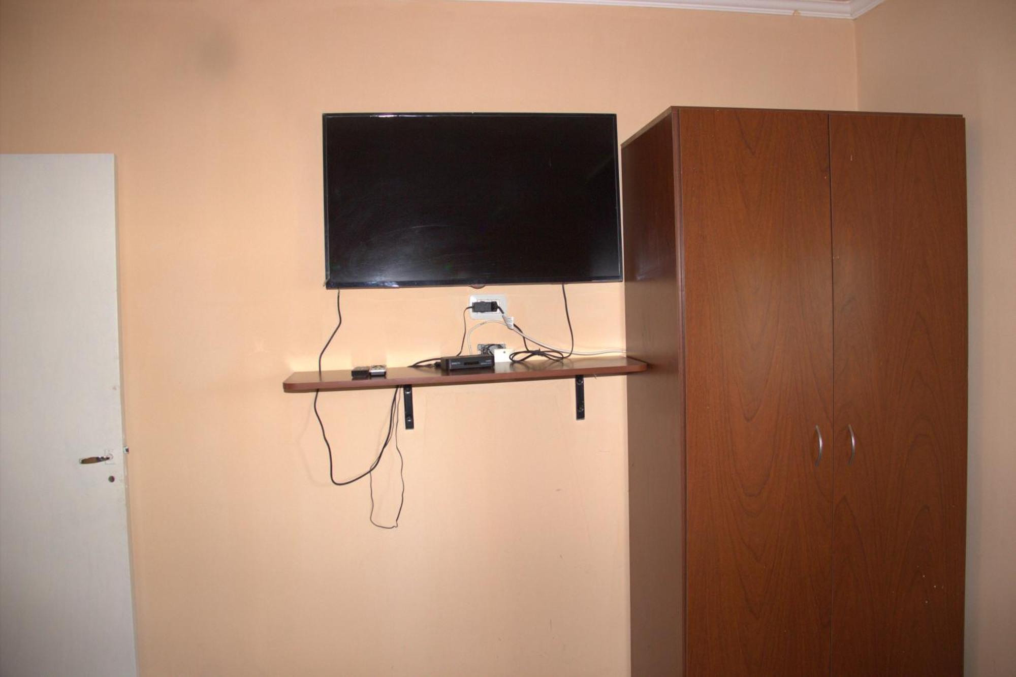 Cv Apart Resistencia Bagian luar foto